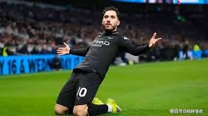 2016年10月：旧金山巨人队凭借麦迪逊·邦加纳的完封再次挺进国联分区赛。