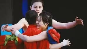 伯恩斯投球细节解析